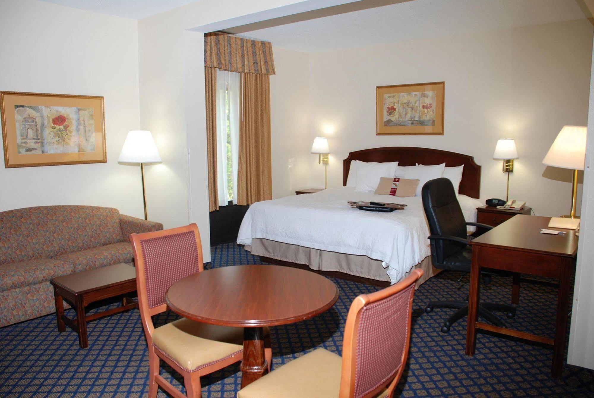 Hampton Inn Petersburg-Fort Gregg Adams Habitación foto